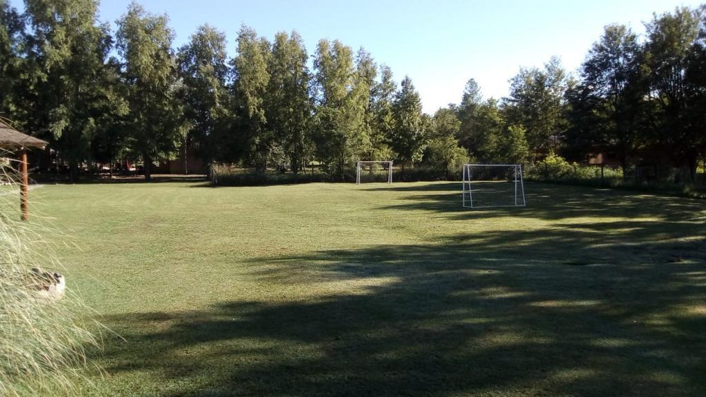 cancha de fútbol en complejo vacacional de Santa Rosa de Calamuchita